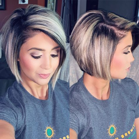 Blonde Stacked Bob Short, Stacked Bob Balayage, Short Hair Blonde Highlights Pixie, Inverted Bob Hairstyles 2023, Stacked Hairstyles For Fine Hair, Fall 2023 Short Hair Trends, Brunette Hair With Blonde Highlights Bob, Stacked Angled Bob Hairstyles, Mid Length Stacked Bob Haircut