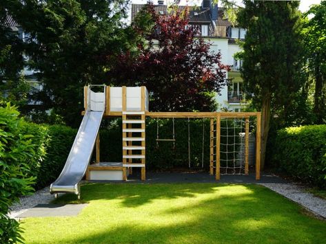 Playground Backyard Diy, Kids Backyard Playground, Play Garden, Garden Birdhouses, Backyard Swings, Build A Playhouse, Children's Garden, Natural Playground, Playground Design