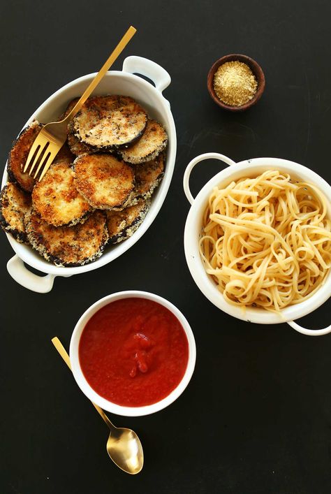 Simple 10-ingredient vegan parmesan that yields perfectly crispy, savory eggplant. Pairs perfectly with red sauce and pasta of your choice! A healthy, filling dinner even picky eaters will love. Vegan Eggplant Parmesan, Vegan Eggplant, Eggplant Parm, Dip Sauce, Minimalist Baker, Filling Dinner, Eggplant Parmesan, Vegan Parmesan, Red Sauce