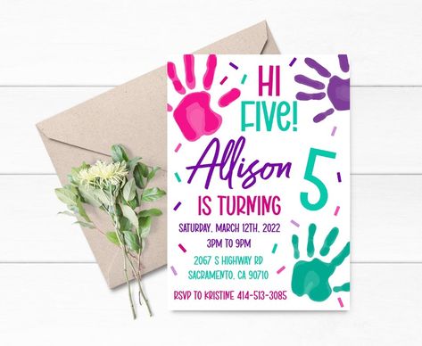 Hi Five, Watermelon Party, Watermelon Birthday, Bee Birthday, Themed Cupcakes, Printable Birthday Invitations, Beautiful Invitations, Invitation Printable, Social Media Site