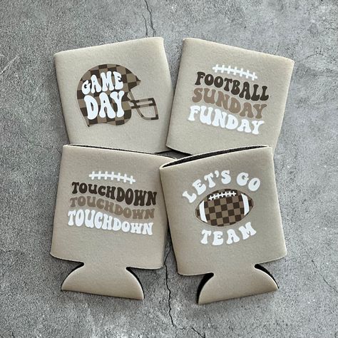 The perfect can coolers for game day! Fits standard 12oz cans. Comes with an assortment of designs per order, unless ordering a set of 3 or less pieces. In that event, please feel free to leave a note with your choice of design(s.) Can Coolers With Cricut, College Cricut Ideas, Koozie Cricut Ideas, Football Koozie Ideas, Cricket Projects To Sell, Koozie Design Ideas, Football Crafts To Sell, Cricut Projects For Gifts, Summer Cricut Projects To Sell