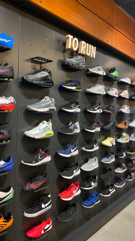 Captured in a Nike show-room in Lagos, Nigeria Nike Store Display, Custom Adidas Superstar, Rak Display, Shoe Store Design, Display Shoes, Custom Adidas, Gangsta Style, Aesthetic Stores, Sneakers Collection