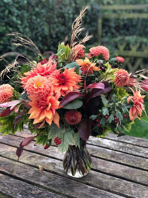 Rich autumnal colours featuring orange Dahlias, Dahlia Bouquet Fall, Dahlia Fall Flower Arrangements, Orange Dahlias, Burnt Orange Dahlia Bouquet, Orange Dahlia Arrangement, Dahlia Flower Arrangements, Whimsical Dahlia Bouquet, Dahlia Bouquet, Dahlia Flower