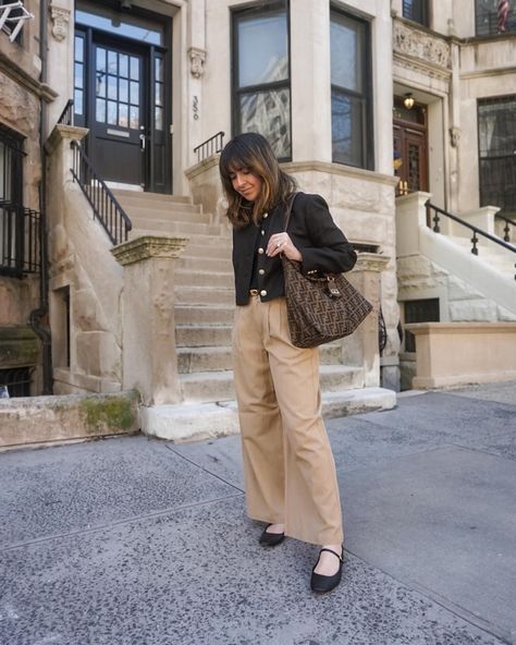 Another work outfit I love 🖤🤎. Lady jackets are feminine yet so versatile and can be dressed up or down with tailored trousers, a dress, or a pair of denim. It’s an elegant classic and alternative to the traditionally more masculine blazer. While I love both styles, I find lady jackets look best on my petite frame and give the illusion of shorter torso/longer legs. What is your go-to piece? ⠀⠀⠀⠀⠀⠀⠀⠀⠀ COMMENT “Outfit links” to get links to my outfit delivered directly in your DMs! You can also... Short Legs Long Torso, Outfit Links, Longer Legs, Short Torso, My Outfit, Tailored Trousers, Work Outfit, Jackets For Women, Dress Up