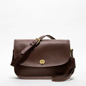 Forget an It Bag: These Are 4 Bags You'll Have Forever Vintage Coach Bags, Classic Handbags, City Bag, Burberry Handbags, Purses Designer, Bags Travel, Vintage Coach, Burberry Bag, Coach Purses