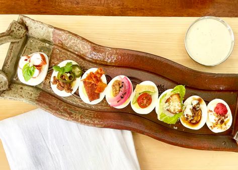 The Egg Flight Is the Hottest Snack Trend on TikTok Hard Boiled Egg Flights, Food Flight Ideas, Deviled Egg Flight Ideas, Deviled Egg Flight, Egg Flight Ideas, Egg Flight, Hard Boiled Egg Breakfast, Egg Appetizer, Hot Snacks