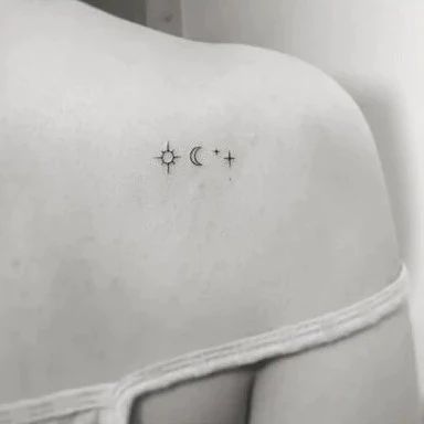 Minimalist Rain Tattoo, Moon Tattoo Wrist, Moon And Star Tattoo, Sisters Tattoos, Moon Cycle Tattoo, Golden Tattoo, Moon And Stars Tattoo, Moon Star Tattoo, Rain Tattoo