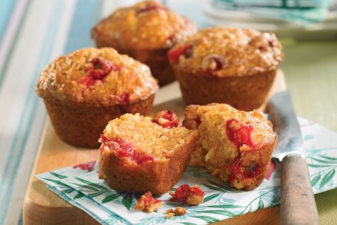 Anytime Muffins - Spice it up! Raspberry Oatmeal Muffins, Cranberry Orange Muffin Recipe, Pumpkin Cranberry Muffins, Raspberry Oatmeal, Cranberry Orange Muffins, Orange Muffins, Cranberry Muffins, Pumpkin Cranberry, Renal Diet