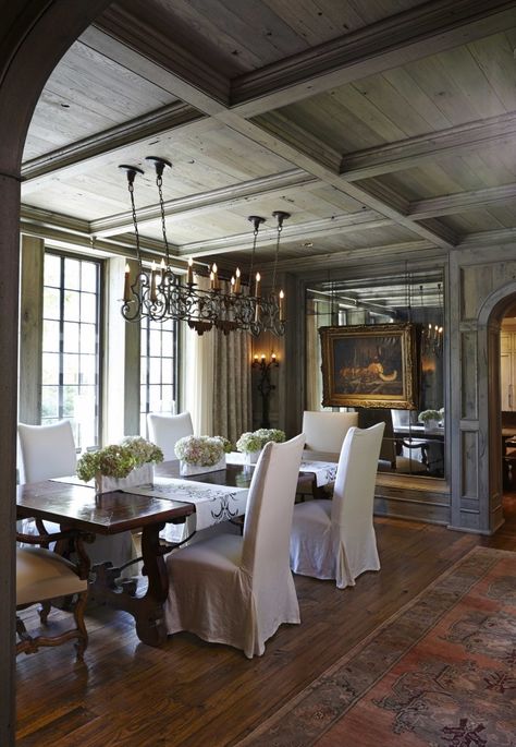 ✔ French Country Dining Room, Country Dining Rooms, French Country Dining, Real Estat, Beautiful Dining Rooms, The Dining Room, French Country House, The Ceiling, French Country Decorating