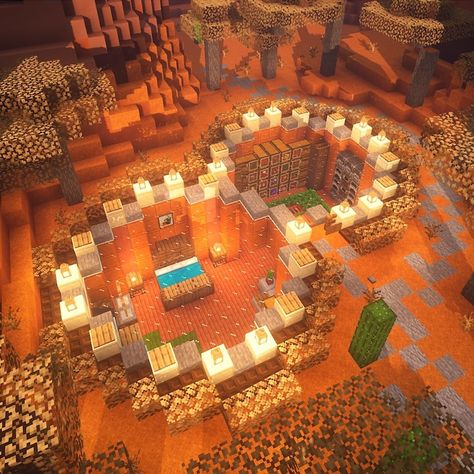 Minecraft Houses Mesa Biome, Mesa Plateau Minecraft House, Mesa Base Minecraft, Mesa Biome House Minecraft, Mesa Minecraft Builds, Minecraft Mesa Base, Mesa Builds Minecraft, Mesa Minecraft House, Minecraft Mesa Build