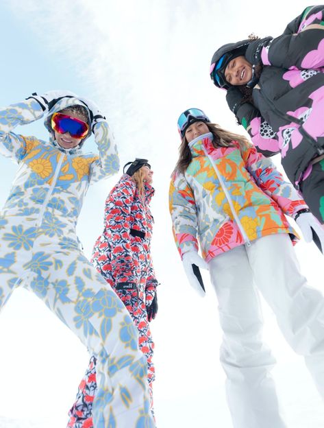 Roxy Ski Outfit, Snow Pants Outfit Women, Ski Gear Women Outfits, Womens Snow Outfits, Snow Tubing Outfit For Women, Women’s Ski Outfit, Ski Pants Outfit, Snow Skiing Outfits For Women, Skier Outfit