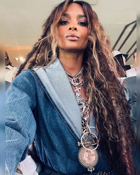 Ciara's Unicorn Hair Is Multicolored & Magnificent For Summer Ciara Hair, Unicorn Hair Color, Boot Chains, Hair Color Streaks, Hair Streaks, Celebrity Hair Stylist, Hot Hair Styles, Unicorn Hair, Boot Style