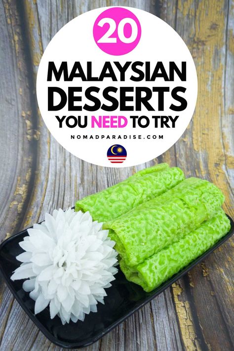 20 Malaysian Desserts You Need to Try in Malaysia Malaysian Dessert Recipe, Malaysian Food Desserts, Meals Around The World, Malay Recipes, Char Kway Teow, Malaysian Food Recipes, Malaysian Dessert, World Desserts, Indonesian Desserts