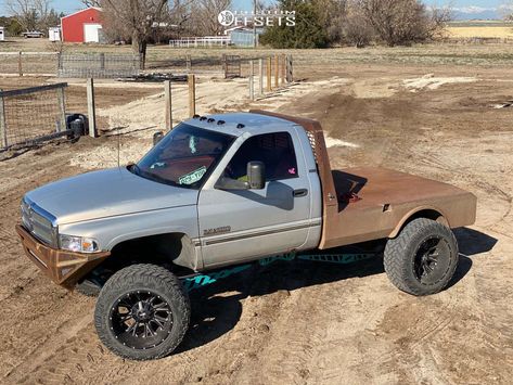 Custom Flatbed Truck Ideas, Custom Flatbed Truck Beds, Flatbed Truck Ideas, Custom Truck Flatbeds, Flatbed Truck Beds, 2nd Gen Cummins, Cummins Diesel Trucks, Custom Flatbed, Welding Beds