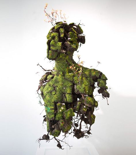 Artist Emeric Chantier Creates Life-Like Plant Sculptures Of Humans, Animals And Organs Nature Human Art, Natural Sculpture Art, Nature Inspired Sculpture, Natural Sculpture, Surrealism Sculpture, Plant Sculpture, Plant Installation, Hybrid Art, Human Sculpture