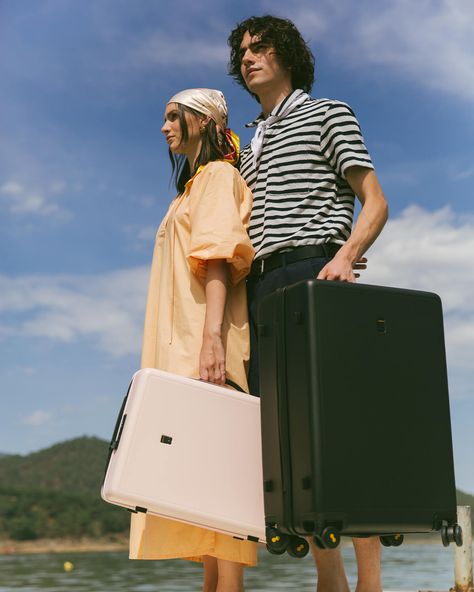 When it comes to traveling, choosing the right luggage can greatly impact your overall experience. While larger suitcases have their benefits, carry-on luggage offers a multitude of advantages that make it an excellent choice for modern travelers. In this blog post, we will explore the numerous benefits of opting for carry-on luggage, including convenience, freedom of movement, and increased efficiency. Freedom Travel, Level 8, Lightweight Luggage, Large Suitcase, Tsa Approved, Busy City, Carry On Suitcase, Luggage Cover, Organizer Bag