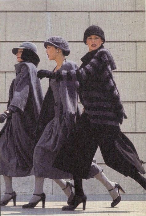 Sonia Rykiel Rose Bertin, Jeanne Paquin, Wool Tights, Fashion 70s, Vintage Knitwear, Christie Brinkley, Jeanne Lanvin, 70’s Fashion, 20th Century Fashion