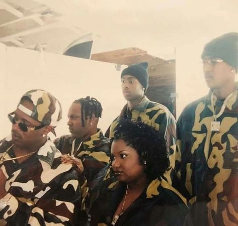 No Limit Family: Mia X, Master P, Mystikal, Silkk The Shocker, C-Murder. 90's Southern Hip-Hop No Limit Records, Southern Rap, Southern Hip Hop, Southern Aesthetic, Streetwear Photoshoot, Hip Hop Classics, Master P, 90s Hip Hop Fashion, Jordan Logo