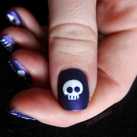 Nails Skeleton, Skeleton Nails, Skull Nail Art, Chalkboard Nails, Skull Nails, Vacation Nails, Rainbow Nails, Uv Gel Nails, Halloween Nail Art