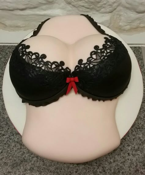 Lace Bra Birthday Cake Bra Cake Ideas, Bachelor Cake For Men, Adult Cakes For Men, Lingerie Cake, 40th Birthday Cakes For Men, Bra Cake, Corset Cake, Bachelor Cake, Cake Chorizo