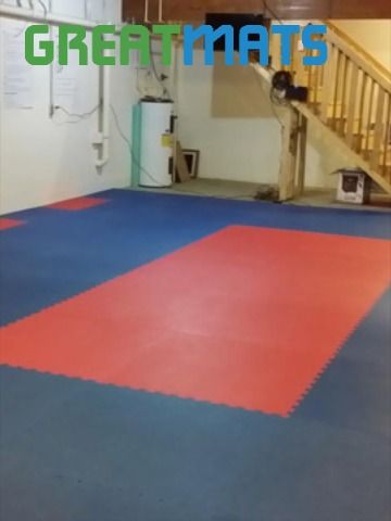 Home Dojo Ideas, Garage Dojo, Dojo Store Ideas, Home Dojo, Dojo Decor, Martial Arts Dojo Design, Martial Arts Mats, Home Dance Studio, Dojo Ideas