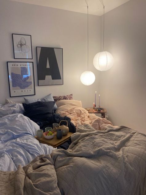 Swedish Room Aesthetic, Cosy Bed Aesthetic, Copenhagen Style Bedroom, Super Small Bedroom, Romantic Modern Bedroom, Cute Aesthetic Rooms, Whimsical Nursery, Redecorate Bedroom, Aesthetic Rooms