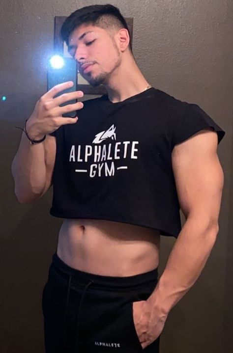 Male crop top Male Crop Top Outfits, Men In Crop Tops, Crop Top Guy, Guy In Crop Top, Mens Crop Tops, Crop Top Men, Boys In Crop Tops, Male Crop Top, Clothes Swap