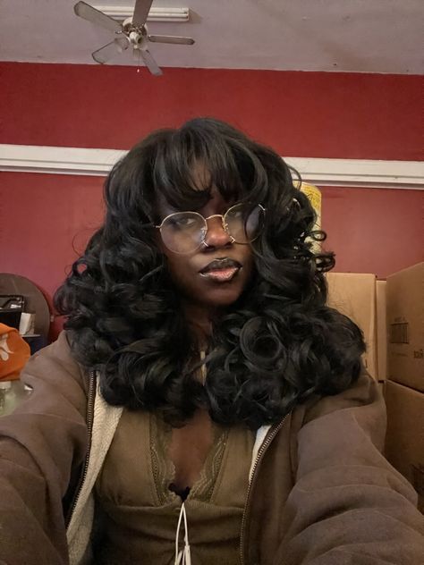 Wolfcut Wigs For Black Women, Hair Store Wigs, Layered Bob With Bangs Black Women, 70s Flipped Hair, Video Vixen Braids, Voluminous Hair Black Women, Black Women Layered Hairstyles, See In With Bangs, 60s Hairstyles Black Women