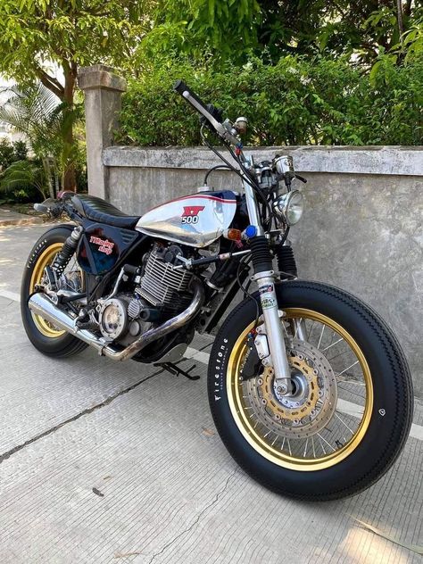 Sr 500, Xjr 1300, Custom Bikes Cafe Racers, Brat Bike, Honda Scrambler, Custom Motorcycles Bobber, Tracker Motorcycle, Hunter S Thompson, Center Line