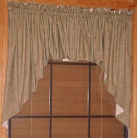 Country Curtains Living Room, Curtain Swag, Curtains Classic, Homemade Curtains, Swag Curtains, Primitive Bathrooms, French Curtains, Long Shower Curtains, Layered Curtains