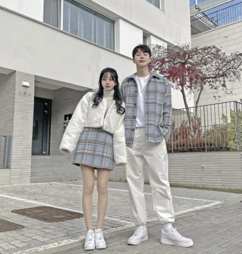 Couple Fits Korean, Korean Couple Aesthetic, Couple Outfits Korean, Korean Couple Outfits, Couple Ootd, Couple Outfits Matching, Outfit Couple, Couple Outfit Ideas, Couple Matching Outfits