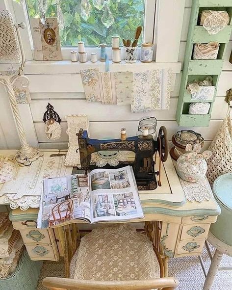 Cottage Journal Magazine, Vintage Craft Room, Shabby Chic Craft Room, Vintage Sewing Rooms, Cottage Journal, Sewing Room Inspiration, Sewing Room Storage, Sewing Spaces, Journal Magazine