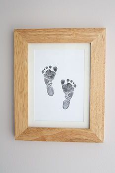 Baby Foot And Hand Print Ideas, Baby Hand Print Ideas, Baby Hand Print Art, Baby Foot Print Ideas, Baby Hand And Foot Prints Crafts, Baby Handprint Ideas, Baby Foot Print Art, Baby Hand Prints, Baby Hand And Foot Prints