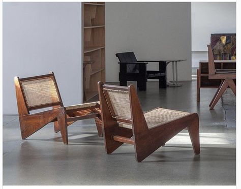 Pierre Jeanneret Kangaroo Chairs Kangaroo Chair, Pierre Jeanneret Chair, Mcm Chair, Pierre Jeanneret, Chair Style, Lounge Room, Floor Plan Design, Chandigarh, Lucca