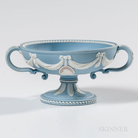 View auction on www.skinnerinc.com Classical Portraits, Wedgewood China, Wedgewood Jasperware, Wedgwood Pottery, Wedgwood China, Adam Style, Greek Pottery, Wedgwood Jasperware, Wedgwood Blue