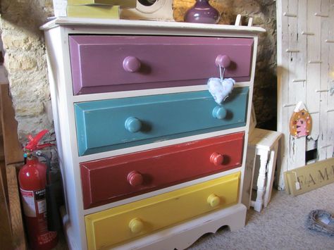 Reborn - Take an old chest of pine drawers and add a bit of shabby chic and colour to create a fab chest of rainbow drawers. Rainbow Chest Of Drawers, Rainbow Drawers, Drawers Aesthetic, Drawers Makeover, Colourful Homes, Coral Room, Chest Of Drawers Makeover, Kids Chest Of Drawers, Pine Wardrobe