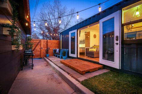 Shipping Container Home used as a Backyard Additional Dwelling Unit Family Backyard, Tiny Houses For Rent, Shipping Container House Plans, Slice Of Heaven, Container House Plans, Modern Tiny House, Shipping Container House, Container Home, Shipping Container Homes