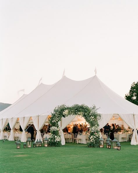 White Tent Backyard Wedding, Outside Tent Reception, Outdoor Wedding Styling, Tent Curtains Wedding, Cozy Romantic Wedding Theme, Flower Tent Wedding, Country Tent Wedding, Dreamy Backyard Wedding, Elegant Ranch Wedding