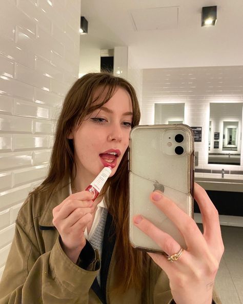 mwah glossier balm dot com u have my heart 💓 #glossier #glossierlipgloss #balmdotcom #makeup #makeupoftheday #apple #iphone Balm Dot Com, Glossier Balm, Glossier Lip, Glossier Lip Balm, Glossier Makeup, Glossier Lipstick, Glossier Lip Gloss, Glossy Makeup, Balm Dotcom