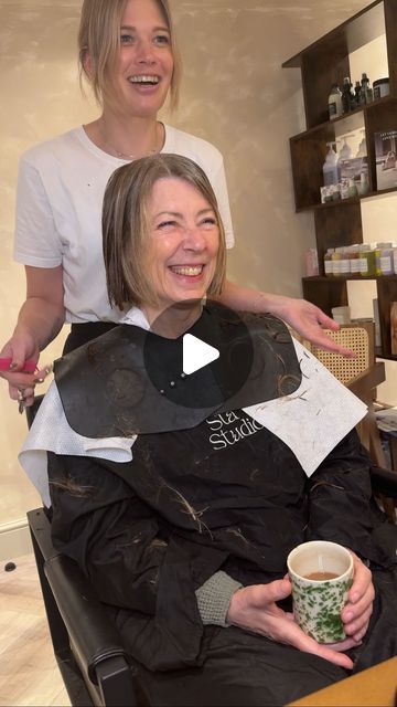 Holly Rudge Independent Hair Stylist on Instagram: "One length bob 

A joyous hour spent chopping off a few inches and making this lovely one feel like herself again. 

#hairreels #haircut #bob #shortbob #onelengthbob #over50style #greyhair #londonhairstylist #parlux #denmanpro" Chop Bob Hairstyles, Grey Bob Hairstyles Over 50, One Length Bob, Swing Bob Haircut, One Length Bobs, Low Taper Fade Haircut, Grey Bob Hairstyles, Haircut Bob, Shaggy Bob Haircut