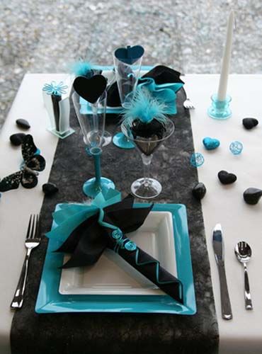 black and turquois Table Decorating Ideas, Teal Party, Turquoise Party, Table Decoration Ideas, Table Decorating, Party Tables, Dinner Party Table, Dinner Table Decor, Teal Wedding