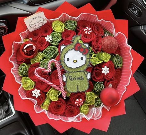 Eternal Flower Bouquet Christmas, Hello Kitty Christmas Bouquet, Christmas Ribbon Bouquet, Christmas Rose Bouquet, Christmas Ramo, Christmas Ramos, Christmas Bouquet Ideas, December Bouquet, Enternal Flowers