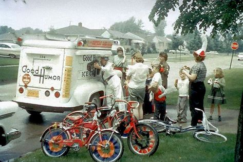 Vintage Ice Cream Trucks and Kids 1950's 1960's 1970's Good Humor Ice Cream, Summer Time Activities, Ice Cream Man, White Truck, Time Activities, Long Island Ny, Ice Cream Truck, Vintage Memory, Good Humor