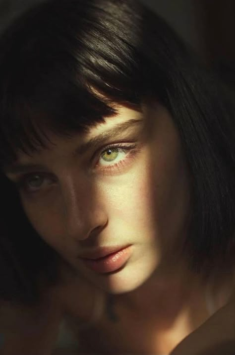 Alice Pagani, Pansy Parkinson, Fine Art Portrait Photography, Portrait Lighting, Portrait Reference, Face References, Reference Pics, Baldur's Gate, Human Poses