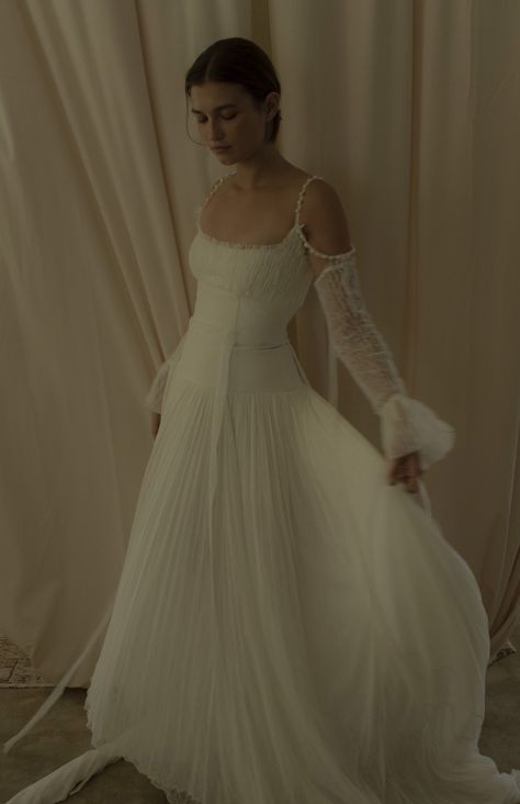 Covered Chest Wedding Dress, Cinq Bridal Dresses, Cinq Wedding Dress, Cinq Bridal, Simple Chiffon Wedding Dress, Midi White Dress, Drop Waist Gown, Vintage Wedding Dresses, Dream Wedding Ideas Dresses