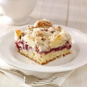 Raspberry Coffee Cakes, Rhubarb Coffee Cakes, Raspberry Coffee, Cream Cheese Coffee Cake, Streusel Coffee Cake, Coffee Cake Recipe, Raspberry Filling, Coffee Cake Recipes, A Piece Of Cake