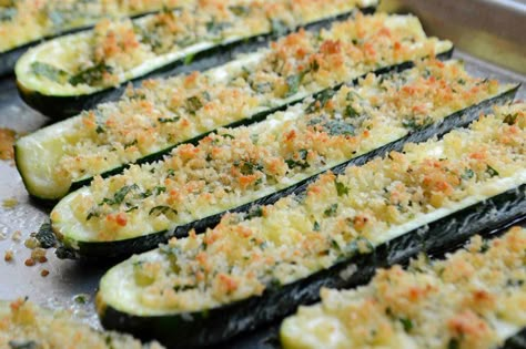 Baked Zucchini Boats, Parmesan Roasted Zucchini, Zucchini Boat Recipes, Zucchini Side Dishes, Monday Post, Roasted Zucchini, Vegetable Side Dish, Roast Zucchini, Bake Zucchini