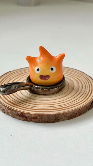 Polymer Clay Calcifer, Calcifer Incense Holder, Clay Ghibli Crafts, Calcifer Ashtray, Ceramic Calcifer, Howls Moving Castle Clay Art, Calcifer Pottery, Calcifer Dessin, Clay Studio Ghibli