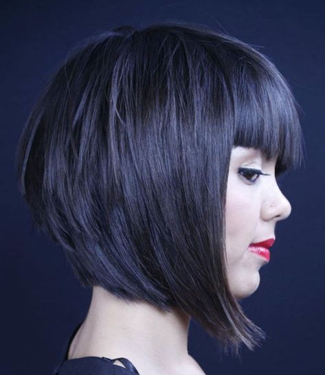 Layered Bob With Straight Bangs A Line Bob Hairstyles, Aline Bob Haircuts, Uneven Bangs, Graduated Bob Hairstyles, Line Bob, A Line Hair, Aline Bob, A Line Haircut, A Line Bob