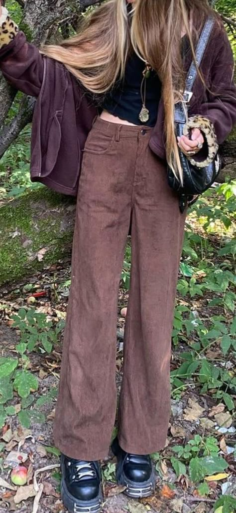 Vintage Corduroy Pants Outfit, Fairycore Pants Outfit, Whimsigothic Pants, Brown Pants Grunge Outfit, Brown Corduroy Trousers Outfit, Fairy Core Pants, First Day Of School Outfit Grunge, Fairycore Outfit Pants, Whimsigoth Pants Outfit